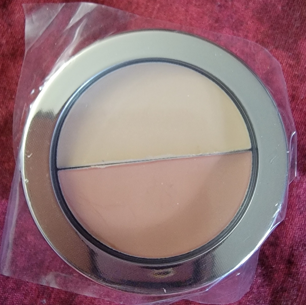 NEW-$36 JANE IREDALE Circle\Delete Concealer 2